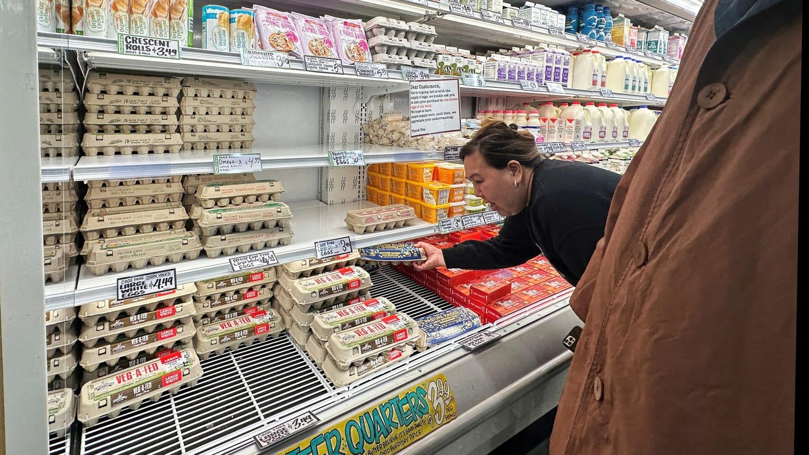 Inflation remained stable in February, according to Fed's favorite meter