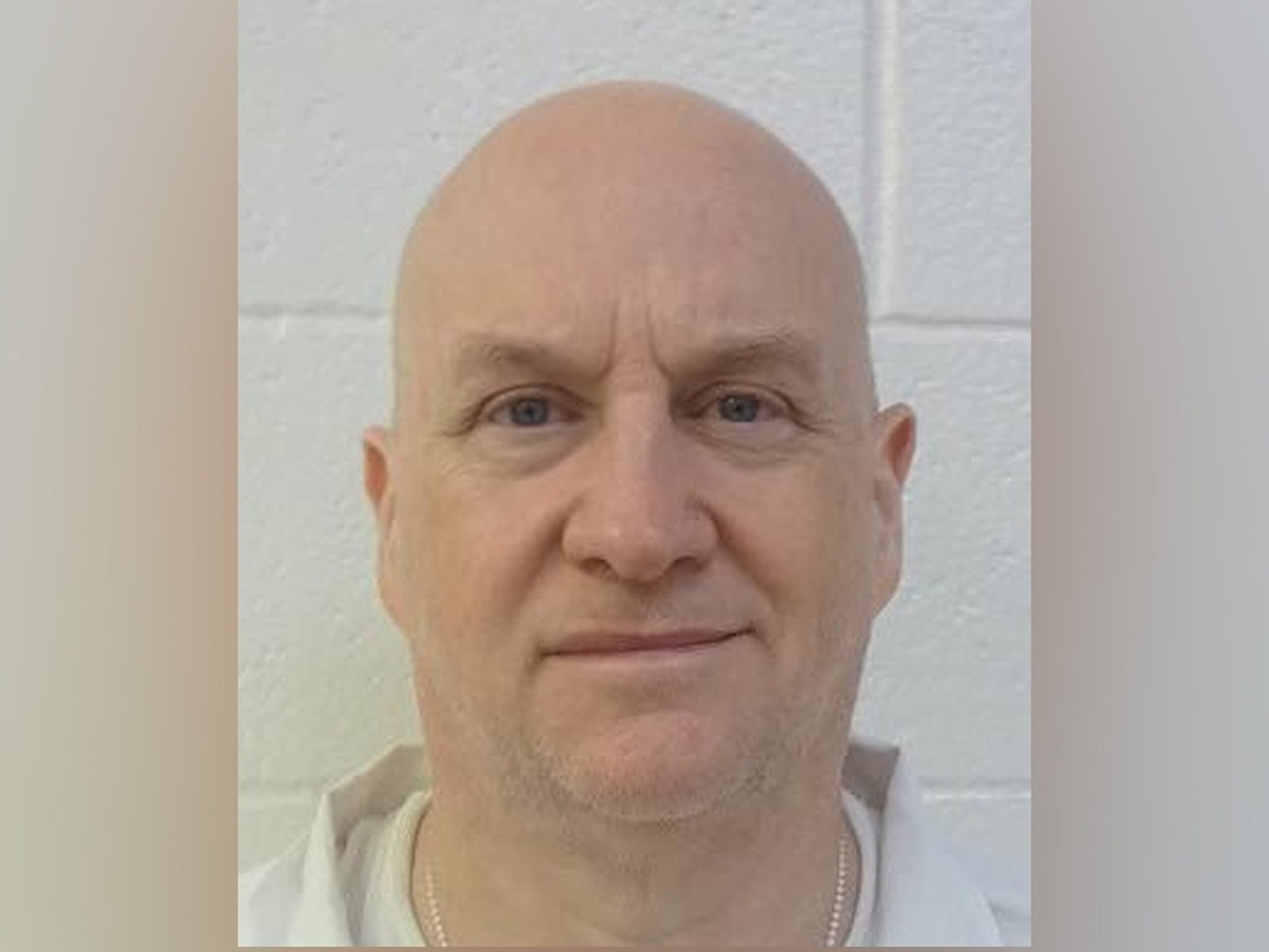 Former police chief who escaped from Arkansas prison while serving time for recaptured murder: authorities